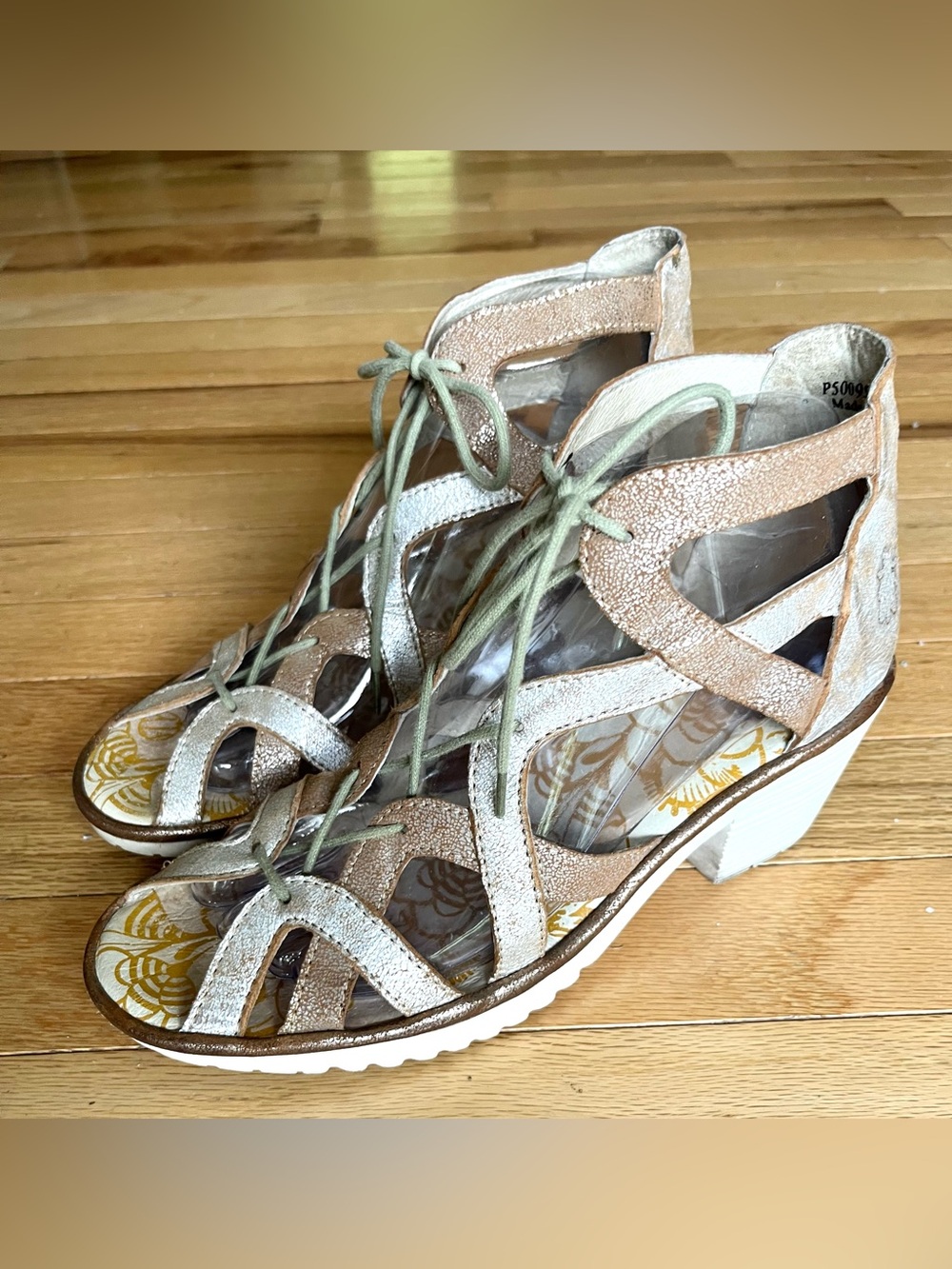 Fly London Sandals leather Strappy Metallic Gladiator “Want” Pearl/Luna Size 39 - Picture 6 of 14